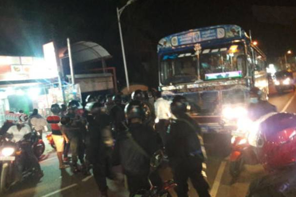 யாழில் சற்றுமுன்னர் கோர விபத்து: ஒருவருக்கு நேர்ந்த விபரீதம் | Sri Lanka Jaffna Accident Auto Bike