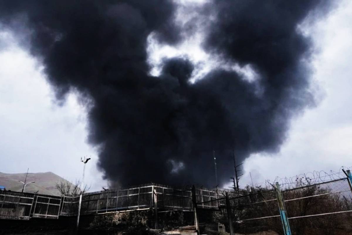 ஈரானின் கோர்ரமாபாத் விமான நிலையம் மீது நடத்தப்பட்ட அதிரடி தாக்குதல்...! | Us Israel Airstrike Khorramabad Airport Iran War ஈரானின் கோர்ரமாபாத் விமான நிலையம் மீது நடத்தப்பட்ட அதிரடி தாக்குதல்...! | Us Israel Airstrike Khorramabad Airport Iran War