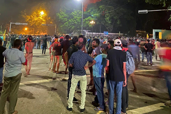 தீ வைப்பு குறித்து பிரதமரின் ஊடகப் பிரிவு வெளியிட்ட தகவல்! | Information Released By The Prime Minister Arson