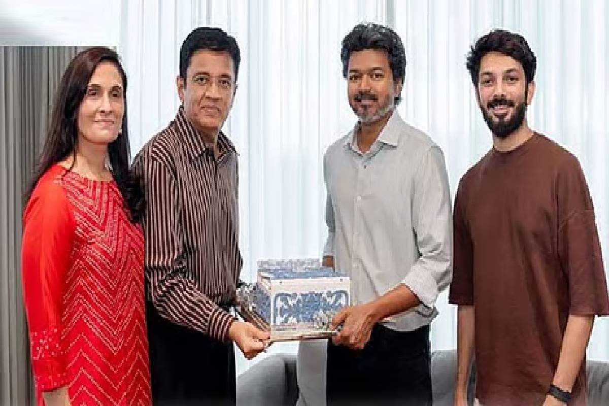 அனிருத் - காவ்யா மாறன் திருமண ஏற்பாடுகள் தீவிரம் : பேசுபொருளாகும் சொத்து மதிப்பு தகவல்! | Anirudh Ravichander And Kavya Marans Net Worth அனிருத் - காவ்யா மாறன் திருமண ஏற்பாடுகள் தீவிரம் : பேசுபொருளாகும் சொத்து மதிப்பு தகவல்! | Anirudh Ravichander And Kavya Marans Net Worth