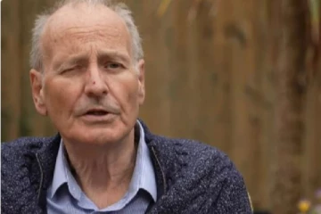 10 மாதங்கள் தொடர் சிகிச்சை... 43 முறை நெகட்டிவ்.. கொரோனாவுக்கு டஃப் கொடுத்த முதியவர்!