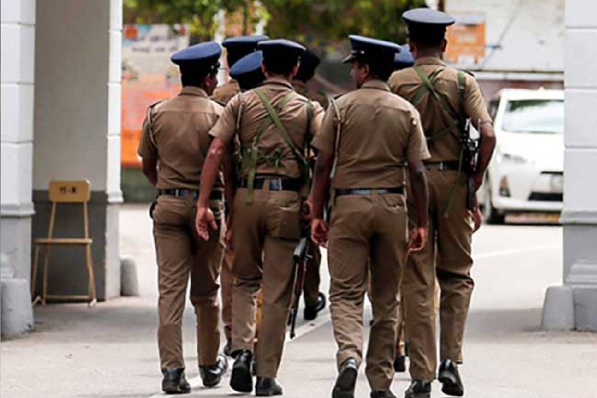 ஒரு லட்சத்தி இருபதாயிரம் ரூபா ஒப்பந்தம்! இரு சிறுவர்களை பலியெடுத்த தெஹிவளை குண்டுவீச்சின் பின்னணி அம்பலம் | Dehiwalla Crime ஒரு லட்சத்தி இருபதாயிரம் ரூபா ஒப்பந்தம்! இரு சிறுவர்களை பலியெடுத்த தெஹிவளை குண்டுவீச்சின் பின்னணி அம்பலம் | Dehiwalla Crime