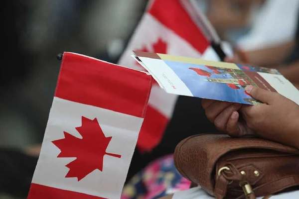 கனடா விசா விண்ணப்பதாரர்களுக்கு வெளியான முக்கிய தகவல் | Canada Revises Immigration Medical Exams கனடா விசா விண்ணப்பதாரர்களுக்கு வெளியான முக்கிய தகவல் | Canada Revises Immigration Medical Exams