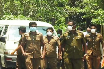 மாகாணங்களுக்கு இடையே பயணக் கட்டுப்பாடு: குறுக்கு வழியில் எல்லை தாண்டுவோர் கைதாவர் என எச்சரிக்கை