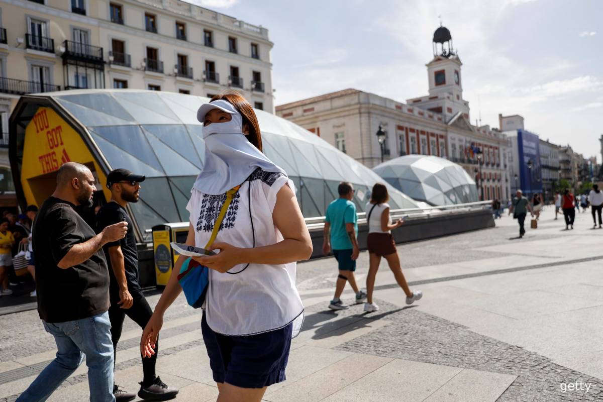 தீவிர வெப்ப அலை... திணறும் ஐரோப்பா மக்கள் தொகையில் மூன்றில் இரண்டு பகுதியினர் | Heatwave Sweeps Europe