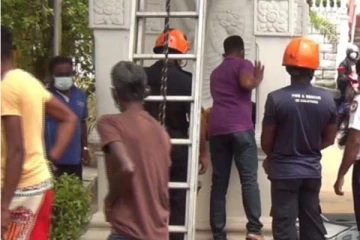 තැඹිලි ගහේ සිහිසුන් වූ තරුණයාට සිදු වූ දේ..