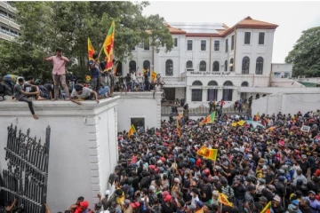அணிதிரண்ட இலங்கை மக்கள்.. நிலவரம் என்ன? நேரலை வீடியோ காட்சிகள்
