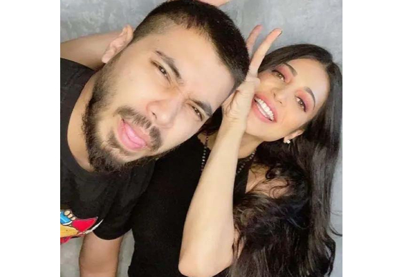 கமலின் மகள் ஸ்ருதிஹாசனுக்கு திருமணம் முடிந்துவிட்டதா? காதலனால் வெளியே கசிந்த உண்மை | Shruti Haasan With Shantanu Open Talk Relationship