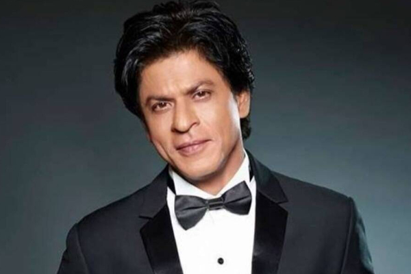 நடிகர் ஷாருக்கானுக்கு கொரோனா தொற்று உறுதி செய்யப்பட்டது.. ரசிகர்கள் ஷாக் | Shah Rukh Khan Corona Affected