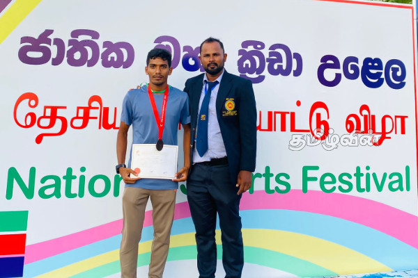 தெற்காசிய மெய்வல்லுனர் விளையாட்டு போட்டி: வெண்கலப்பதக்கத்தை சுவீகரித்த வீரருக்கு அமோக வரவேற்பு | Bronze Medal South Asian Senior Athletics Games