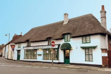 9 ஆண்டுகளுக்கு முன் இறந்துபோன கணவரை அடையாளம் கண்டு ஸ்தம்பித்த பெண்!