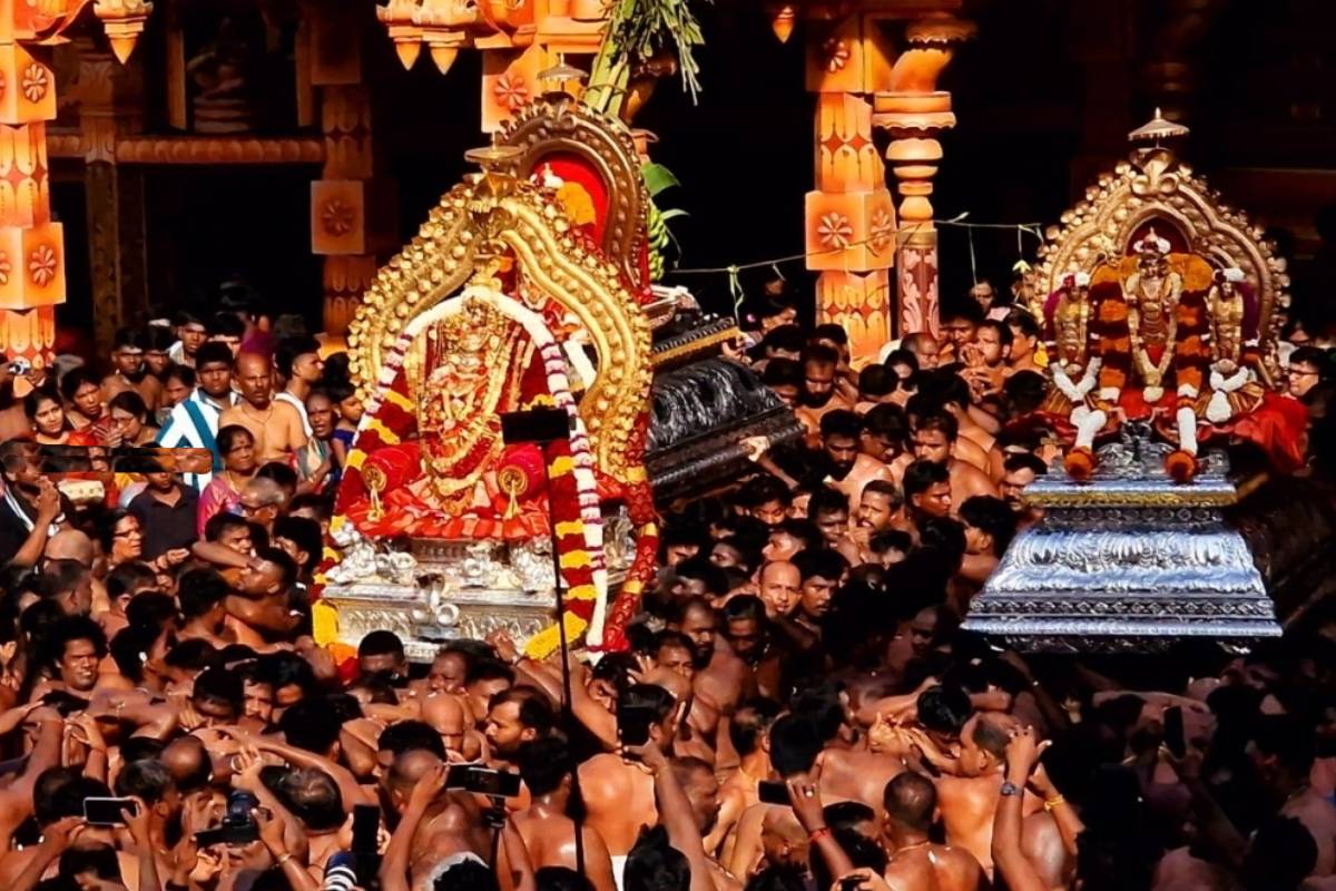 சிறப்பாக நடைபெற்ற யாழ். நயினாதீவு நாக பூசணி அம்மன் தேர்த்திருவிழா | Jaffna Nainadhivu Nagapoosani Amman Festival
