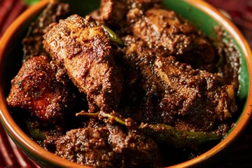 චිකන් කළුපොල් කරිය කාලා තියෙනවද?