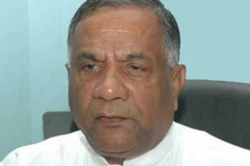 வழுக்கி விழுந்து முன்னாள் அமைச்சர் ஏக்கநாயக்க மரணம்