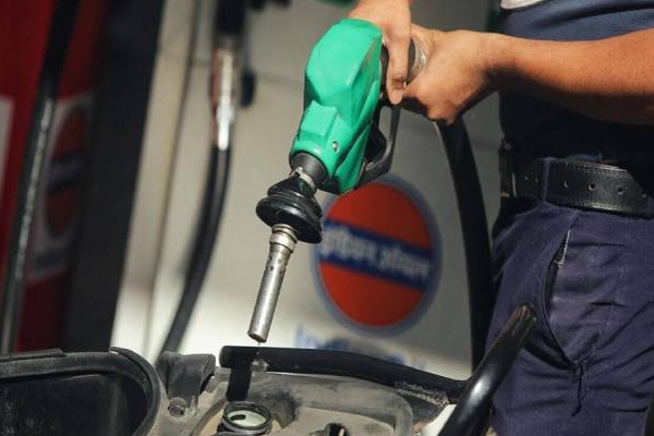 இலங்கையில் எரிபொருட்களின் புதிய விலைகள் அறிவிப்பு! | New Fuel Prices Effective Midnight In Sri Lanka