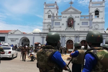 உயிர்த்த ஞாயிறு தாக்குதலுடன் தொடர்புடைய சந்தேகநபர்களின் விளக்கமறியல் நீடிப்பு