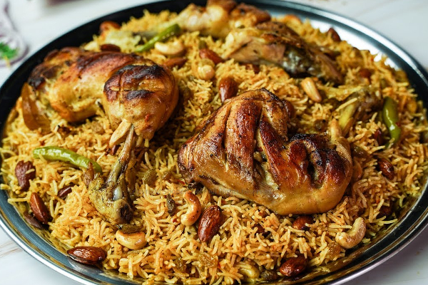 பிரியாணிக்காக நடத்தப்பட்ட கொடூரம் ; துடிக்க துடிக்க பறிக்கப்பட்ட உயிர் | Brutality Committed Over Biryani