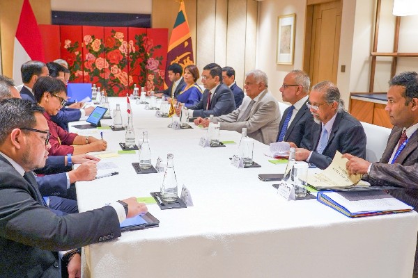 Pertemuan antara Ranil Wickremesinghe dan Presiden Indonesia