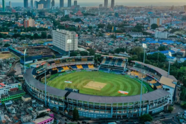 புரட்டி எடுக்கும் டிட்வா புயல் - நிவாரண முகாமாக மாறும் கிரிக்கெட் மைதானம் | Ditwah Cyclone Colombo Cricket Ground To Shelter