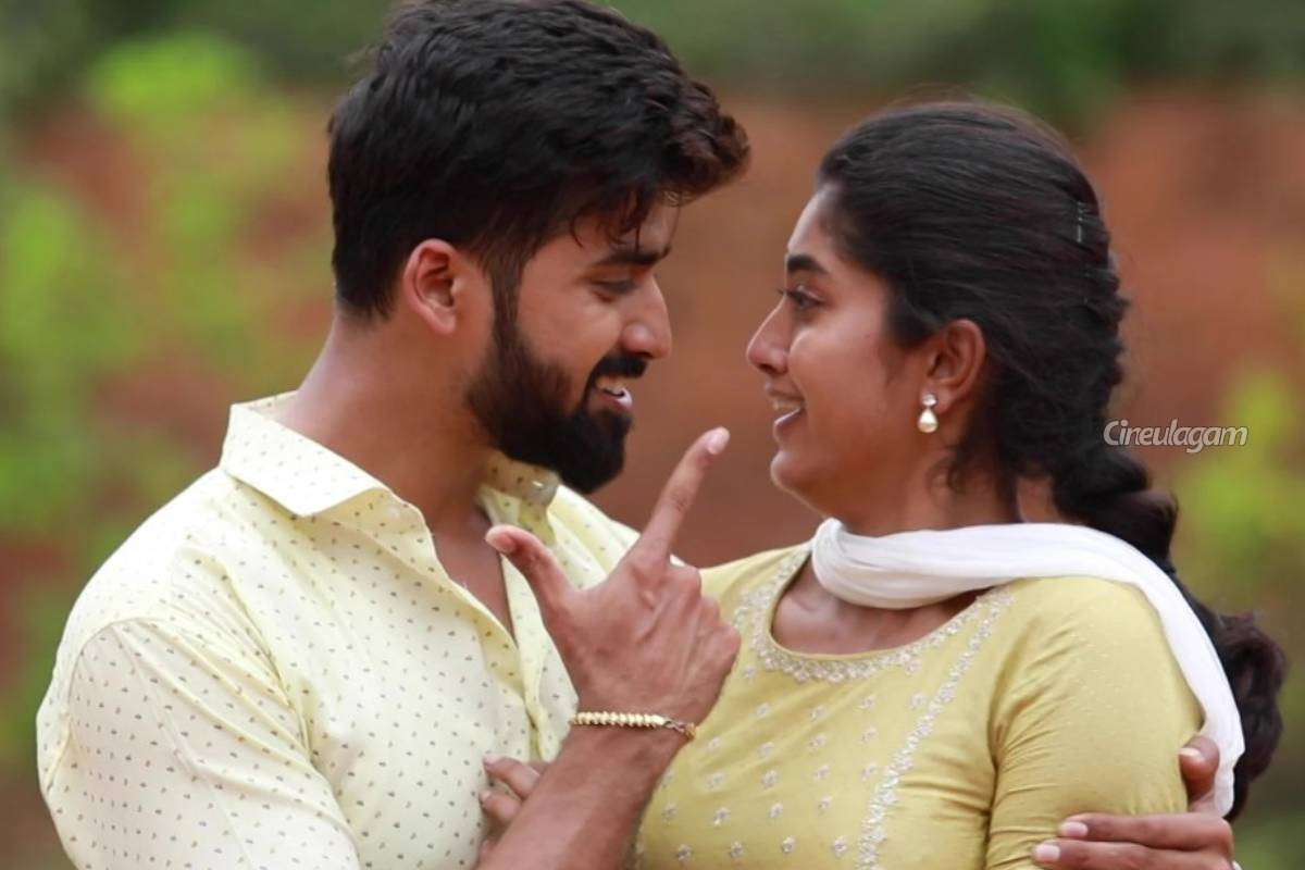 சில வருடங்களுக்கு பிறகு சந்தித்துள்ள காற்றுக்கென்ன வேலி சீரியல் ஜோடி... வைரலாகும் போட்டோஸ் | Kaatrukkenna Veli Serial Actors Meet Up