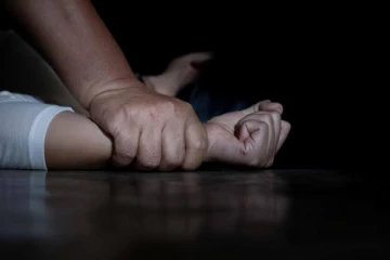 விடுதியில் சிறுமியை சீரழித்த சினிமா டான்சர் உள்ளிட்ட மூவர் கைது..!