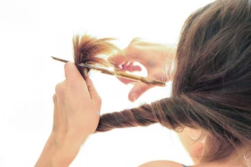 தலைமுடியில் வெடிப்பு ஏற்பட்டு முடி வளராம இருக்கா? இத பண்ணுங்க உங்க முடி வேகமா கிடுகிடுனு வளரும்!