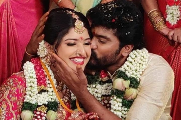 பல நாள் ரீல் ஜோடி.. இப்போ ரியல் ஜோடி.. சின்னத்திரை பிரபலங்கள் சித்து, ஸ்ரேயாவிற்கு திருமணம் முடிந்தது..