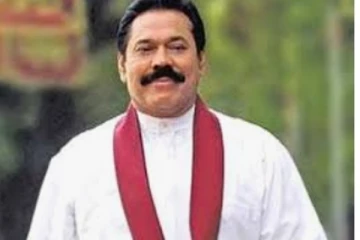 අගමැති මහින්ද රාජපක්ෂ ගාලුමුවදොරපිටියේ අරගලකරුවන් සමග සිදු කරන්න යන දේ මෙන්න.. (PHOTO)