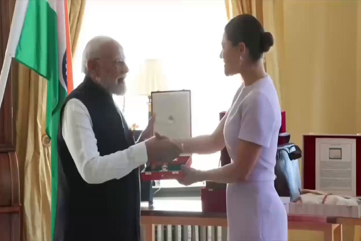 இந்திய பிரதமர் மோடிக்கு ஸ்வீடனின் உயரிய விருது | Sweden S Highest Award For Indian Pm Modi