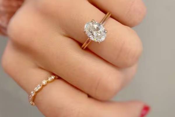 மோதிர விரலில் திருமணமாகாத பெண்கள் மோதிரம் அணியலாமா? சாஸ்த்திர தவறுகள் | Which Finger To Wear Ring For Single Female
