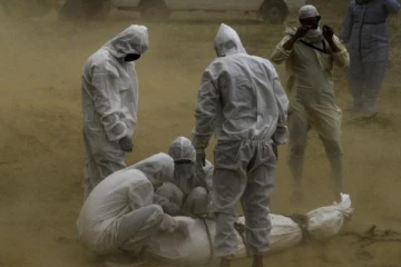 கணவர் உயிரிழந்த ஒரே வாரத்தில் மனைவியும் பலி! தொடரும் கோவிட் மரணங்கள்