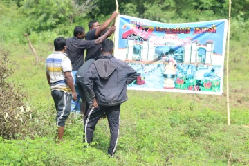 மாவீரர் துயிலும் இல்ல நினைவேந்தல் பதாதையை அகற்றிய விஷமிகள் (PHOTOS)