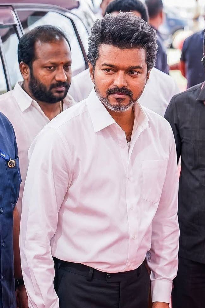 தமிழகத்தின் முதலமைச்சர் அரியணையில் அமர்ந்தார் விஜய்...! | Tvk Vijay Cm Swearing Ceremony Update Today
