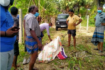 பளையில் பெண்ணொருவரின்  சடலம் மீட்பு