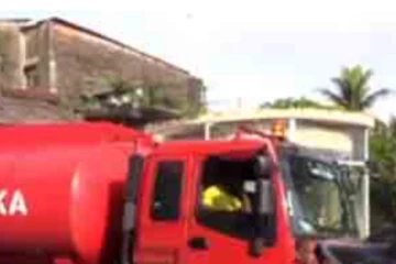 දරු දෙදෙනා සමග සියදිවි හානිකරගන්න හැදූ පියා අත්අඩංගුවට