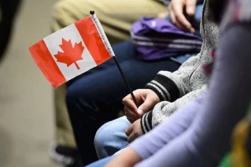 சட்டப்பூர்வ புலம்பெயர்தலின் அளவையே குறைக்கவேண்டும்: கனேடியர்களில் ஒரு தரப்பு விருப்பம்