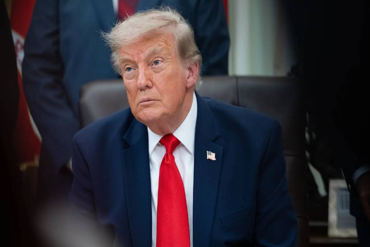 ஈரான் மீதான தாக்குதல்களை இடைநிறுத்த ட்ரம்ப் தீர்மானம் | Trump S Decision To Suspend Attacks On Iran ஈரான் மீதான தாக்குதல்களை இடைநிறுத்த ட்ரம்ப் தீர்மானம் | Trump S Decision To Suspend Attacks On Iran