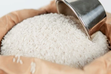 රජයෙන් සහල් 10kg බැගින් මාස දෙකක් ජනතාවට - ලැබෙන පිරිස මෙන්න..