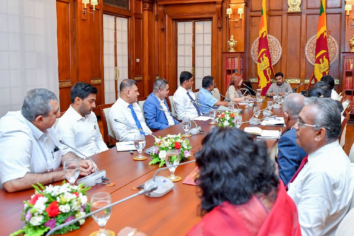 உள்நாட்டு வர்த்தகர்களுக்கு விநியோகத்தில் முன்னுரிமை - தொழில்துறையை வலுப்படுத்த ஜனாதிபதி உறுதி | Priority In Delivery To Domestic Traders Anura