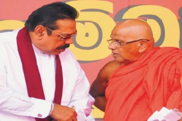 ஆட்சி பீடமேற்றியவர்களுடனேயே  வாக்குவாதத்தில் ஈடுபட்டு முரண்பட்டுக்கொள்ளும் ராஜபக்ஷாக்கள்!