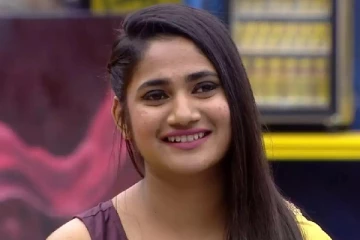 கிறிஸ்மஸ் சிறப்பாக நடிகை லாஸ்லியா வெளியிட்ட புகைப்படம்.. எப்படி இருக்கிறார் பாருங்க