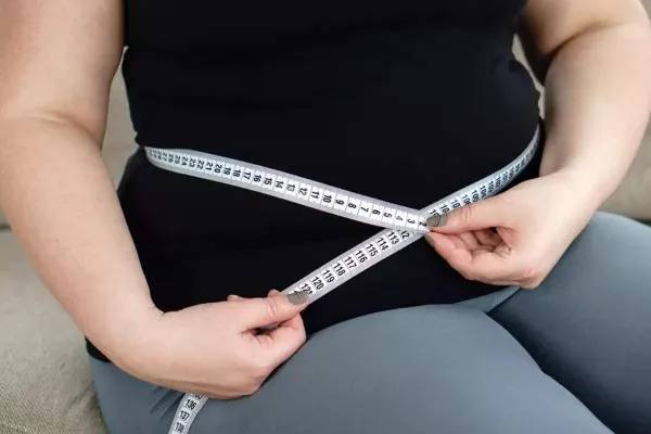 6 மணி நேரத்திற்கும் குறைவாக தூங்கினால் இவ்வளவு பிரச்சனைகள் ஏற்படுமா? | Can Sleeping Less Than 6 Hours Cause Many Problems