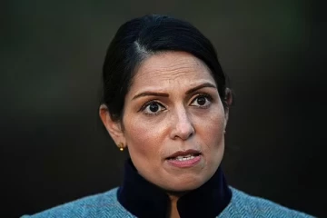 ஆங்கிலக்கால்வாயைக் கடந்து பிரித்தானியாவில் கால்வைத்த புலம்பெயர்ந்தோர்... சந்தித்த சற்றும் எதிர்பாராத திகில் அனுபவம்