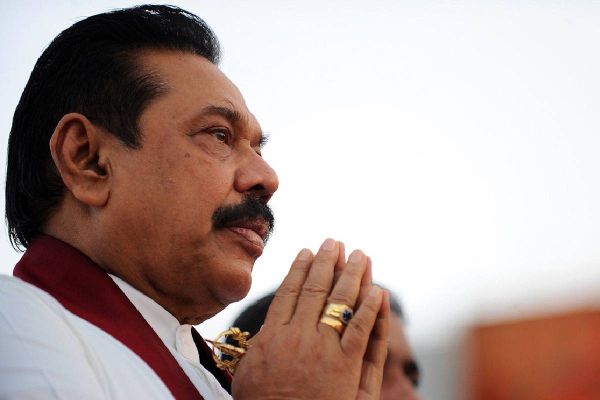 மகாநாயக்க தேரர்களின் முடிவுகளை நாம் கேள்விக்குட்படுத்தவே முடியாது! முன்னாள் ஜனாதிபதி மகிந்த வலியுறுத்து | We Cannot Question The Decisions Mahanayaka Theros