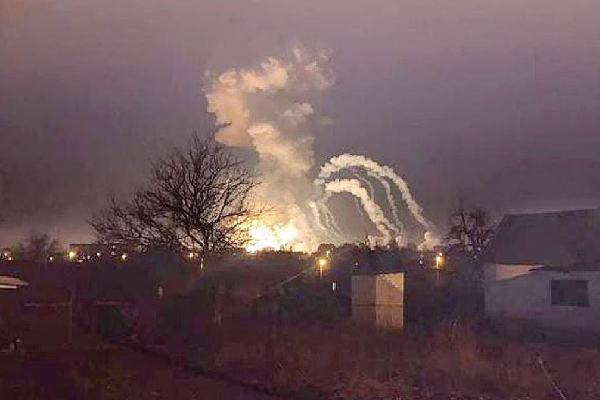 உக்ரைனில் ரஷியா ஏவுகணைத் தாக்குதில் தாய், மகள் உயிரிழப்பு | Russian Missile Attack Ukraine Mother Daugh Killed