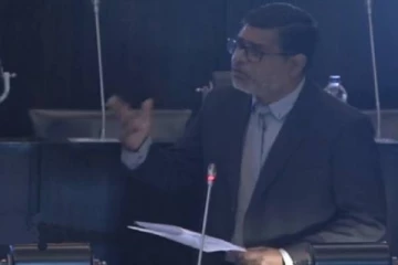 இவர்களுக்கு முன் அரசாங்கம் மண்டியிட்டிருக்கின்றது! நாடாளுமன்ற உறுப்பினர்