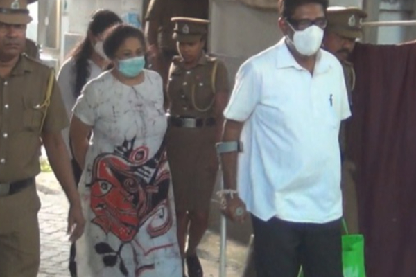 முன்னாள் அமைச்சர் ரம்புக்வெல்லவின் மகள் கைது | Former Minister Rambukwella Daughter Arrested