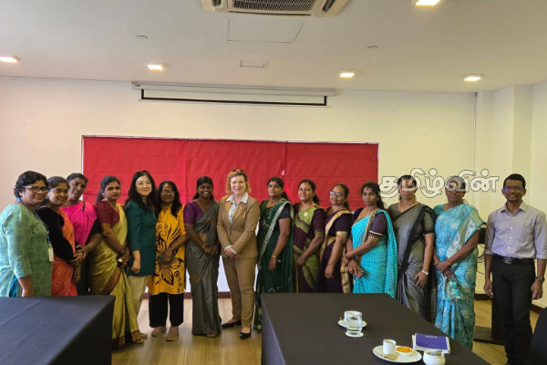 பெண் அரசியல் தலைவர்களை சந்தித்த உயர் ஸ்தானிகர்கள் | High Commissioners Meet Female Political Leaders