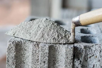 விண்ணை முட்டும் சீமெந்து விலை....நிறுத்தப்பட்ட கட்டுமான பணிகள்