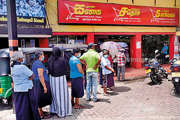அத்தியாவசிய பொருட்களின் விலை குறைப்பு; விலை விபரம் இதோ! | Reduction In Price Of Essential Goods